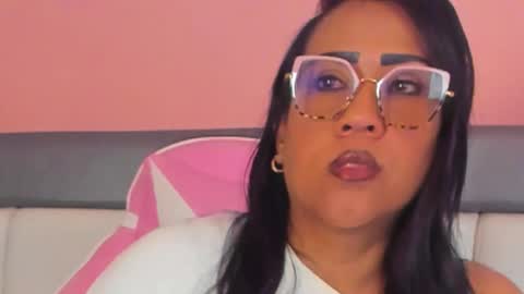 karolwest_ online show from 15, 12, 2025