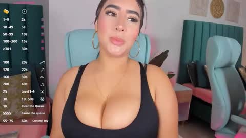 kaseythompson online show from 14, 12, 2025