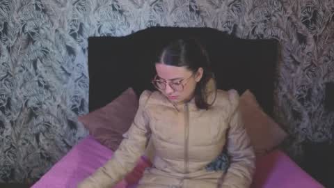 kassandra james online show from 9, 1, 2026