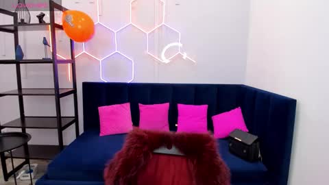 kat__cat online show from 4, 10, 2025