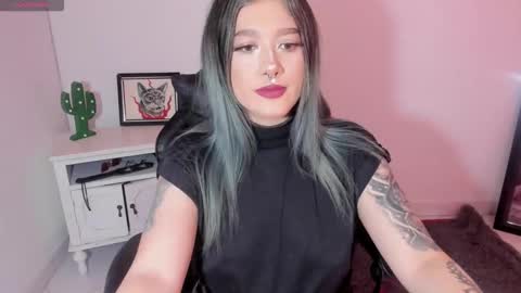 Alicia online show from 4, 11, 2025