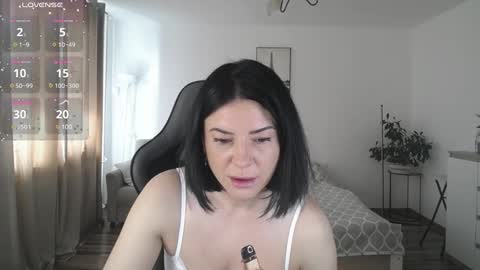 Snapshot of kate124680 chatting on 5, 2, 2025 kate124680 online show from 5, 2, 2025