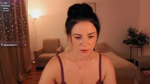 kate124680 online show from 11, 11, 2025