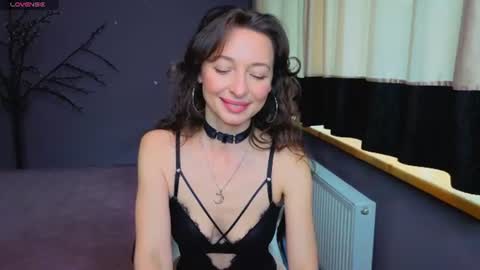 Snapshot of kate_millersi chatting on 17, 6, 2026 Kare online show from 17, 6, 2026