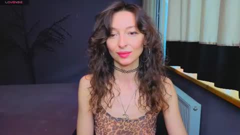 Snapshot of kate_millersi chatting on 15, 7, 2026 Kare online show from 15, 7, 2026