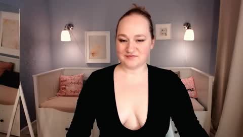 Snapshot of kate_rest chatting on 19, 12, 2025 Kate Follow me dear online show from 19, 12, 2025