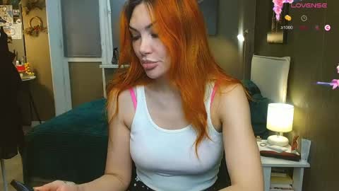 Snapshot of kate_space chatting on 17, 5, 2026 Therapist online show from 17, 5, 2026