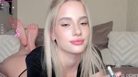    online show from 16, 12, 2025