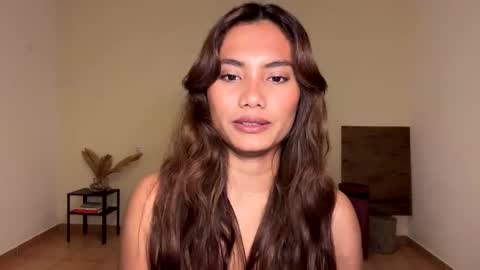 Kate Dami online show from 8, 3, 2025