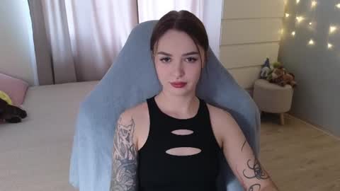 Snapshot of kateleoo chatting on 30, 6, 2026 Im Kate online show from 30, 6, 2026