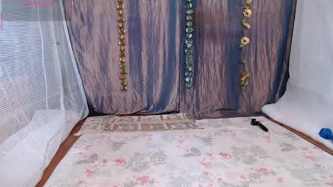 katelinpepperworth online show from 4, 4, 2026