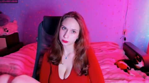 Snapshot of katemad111 chatting on 24, 11, 2025 Katty online show from 24, 11, 2025