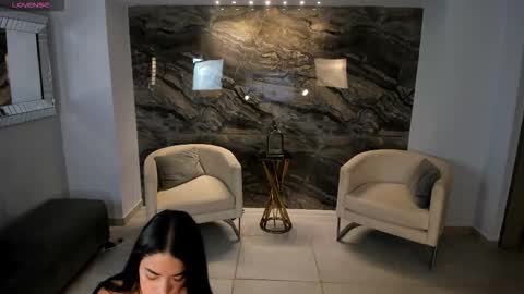 K A T E  online show from 30, 11, 2025