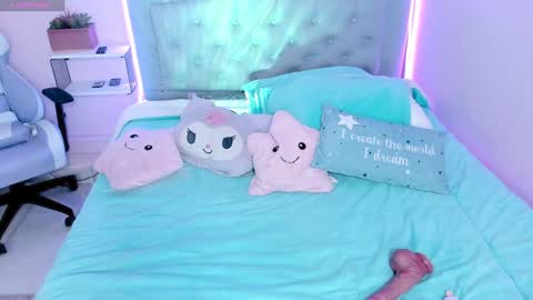 Kathia  online show from 19, 12, 2024