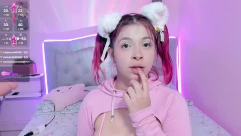 Kathia  online show from 4, 1, 2025