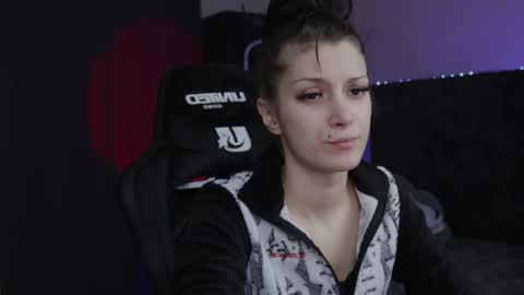 Snapshot of kathleen_frost chatting on 11, 12, 2024 kathleen_frost online show from 11, 12, 2024