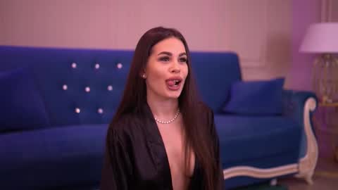 Snapshot of katie_hayes chatting on 1, 2, 2026 Katie online show from 1, 2, 2026