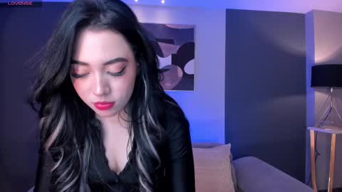 katieangel1 online show from 12, 10, 2025