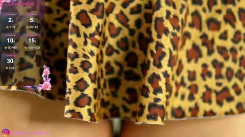 KatieCutieeXoo online show from 19, 5, 2026