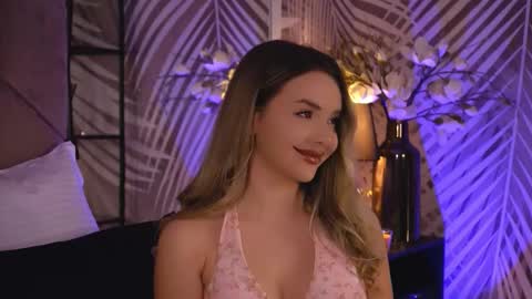 Snapshot of katjolie chatting on 2, 11, 2025 KatJolie online show from 2, 11, 2025