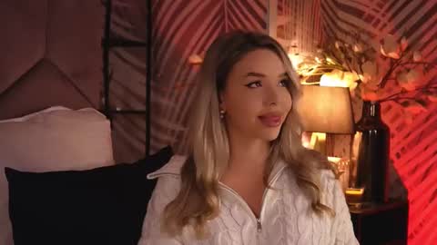 Snapshot of katjolie chatting on 22, 11, 2025 KatJolie online show from 22, 11, 2025