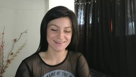 Snapshot of katlopez19 chatting on 25, 2, 2025 katalina online show from 25, 2, 2025