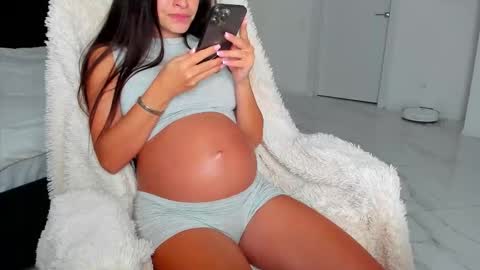 Snapshot of katrin_fit chatting on 19, 10, 2025 Katrin online show from 19, 10, 2025