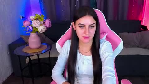 Snapshot of katrin_mur chatting on 5, 11, 2025 Katrin online show from 5, 11, 2025