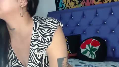 Snapshot of katrinas33 chatting on 16, 2, 2025 katrinas33 online show from 16, 2, 2025