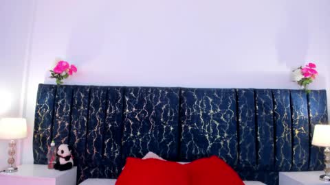 Snapshot of katte_landerr chatting on 17, 5, 2026 Katte online show from 17, 5, 2026