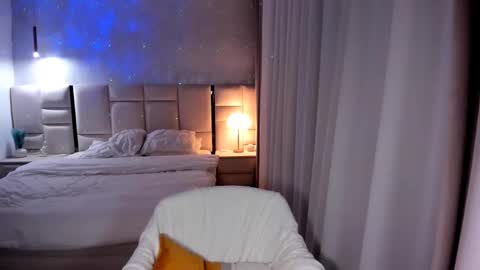 Snapshot of kattelovelyy chatting on 5, 3, 2025 GoddessKateline online show from 5, 3, 2025