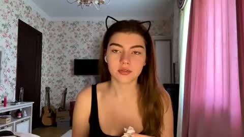 Molly online show from 13, 7, 2026