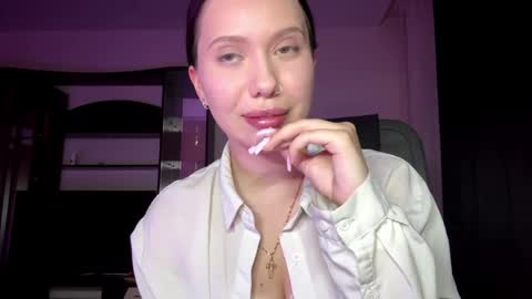 Snapshot of kattiephenes chatting on 3, 6, 2026 Elizabeth online show from 3, 6, 2026