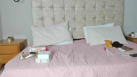 katty_cute19 online show from 2, 4, 2026