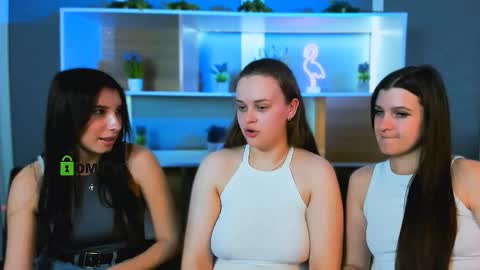 Snapshot of katty_sweeti chatting on 21, 3, 2026 Kat online show from 21, 3, 2026