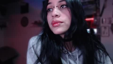 Snapshot of kattze chatting on 22, 1, 2025 online show from 22, 1, 2025