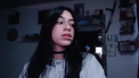 Snapshot of kattze chatting on 23, 1, 2025 online show from 23, 1, 2025