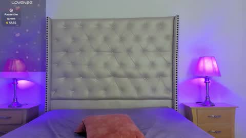 katy_lovejk online show from 25, 10, 2025