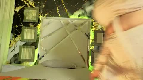 katy  online show from 28, 11, 2025