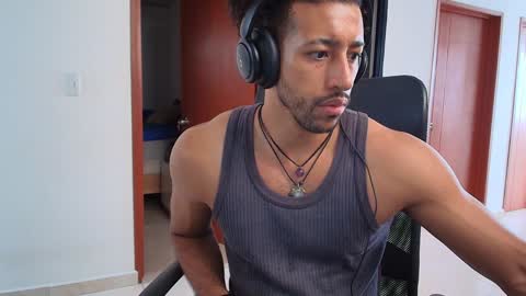 Snapshot of kaurilop chatting on 27, 12, 2024 Kauri Lop online show from 27, 12, 2024