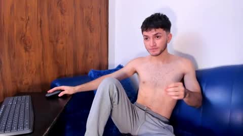 Snapshot of kavencastro chatting on 2, 6, 2026 kavencastro online show from 2, 6, 2026
