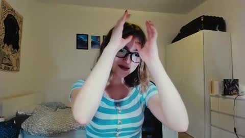 Snapshot of kawa_ka chatting on 25, 10, 2025 kawa_ka online show from 25, 10, 2025