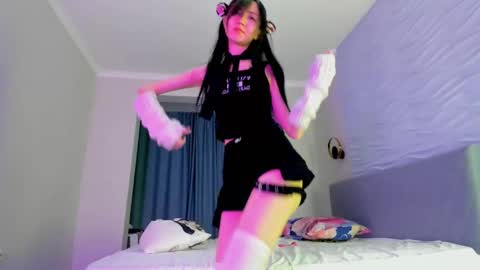 Snapshot of kawai_mai chatting on 20, 10, 2025 mai online show from 20, 10, 2025