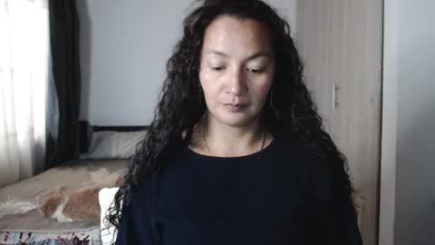 Snapshot of kawit1 chatting on 14, 11, 2025 Khawit online show from 14, 11, 2025