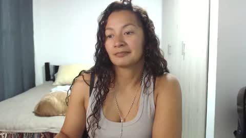 Snapshot of kawit1 chatting on 19, 11, 2025 Khawit online show from 19, 11, 2025