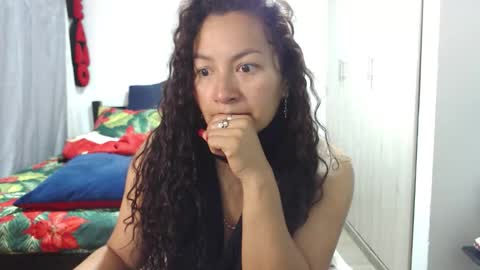 Snapshot of kawit1 chatting on 19, 12, 2025 Khawit online show from 19, 12, 2025