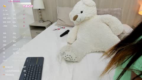   online show from 8, 2, 2025