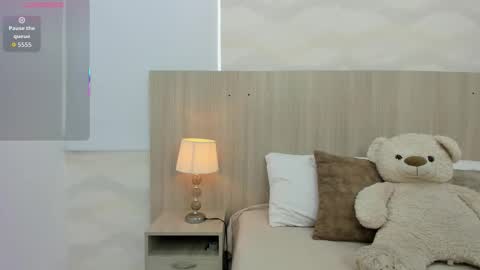   online show from 6, 11, 2025