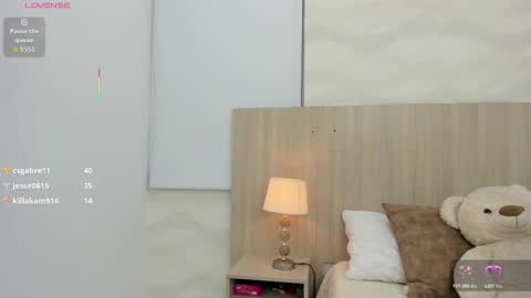   online show from 15, 12, 2025