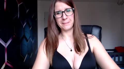 KayaLips online show from 10, 12, 2024